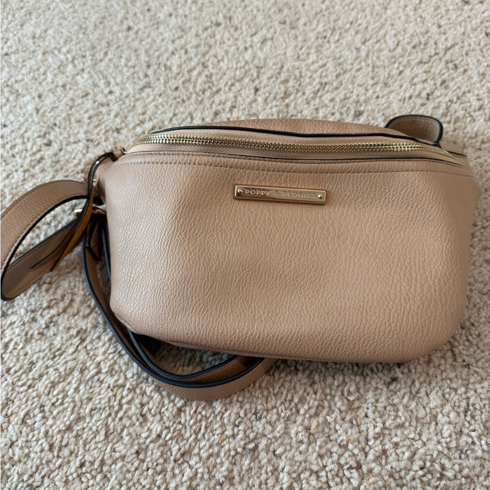 Poppy & Peonies Beige Crossbody Bag
